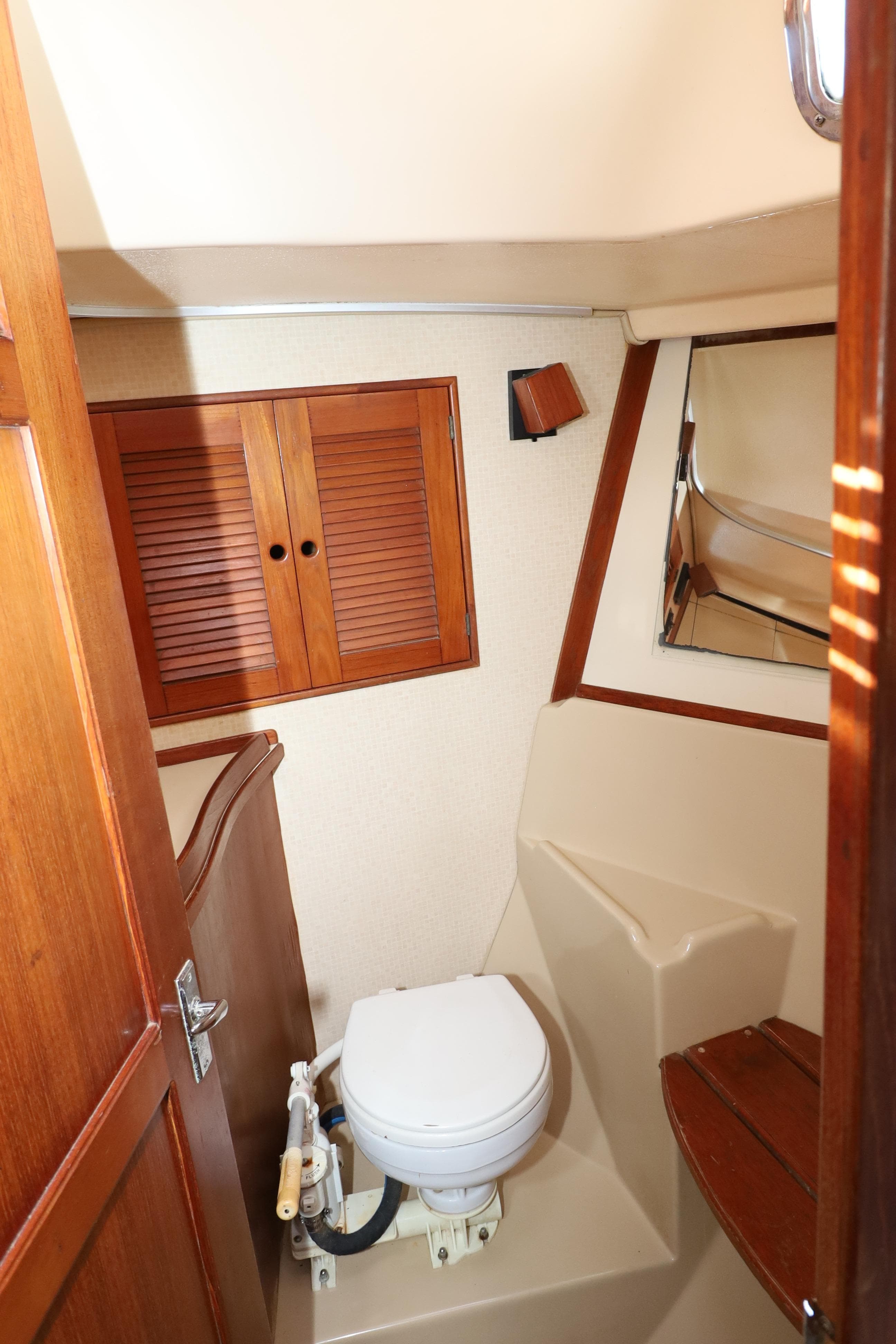 1993 Island Packet 38