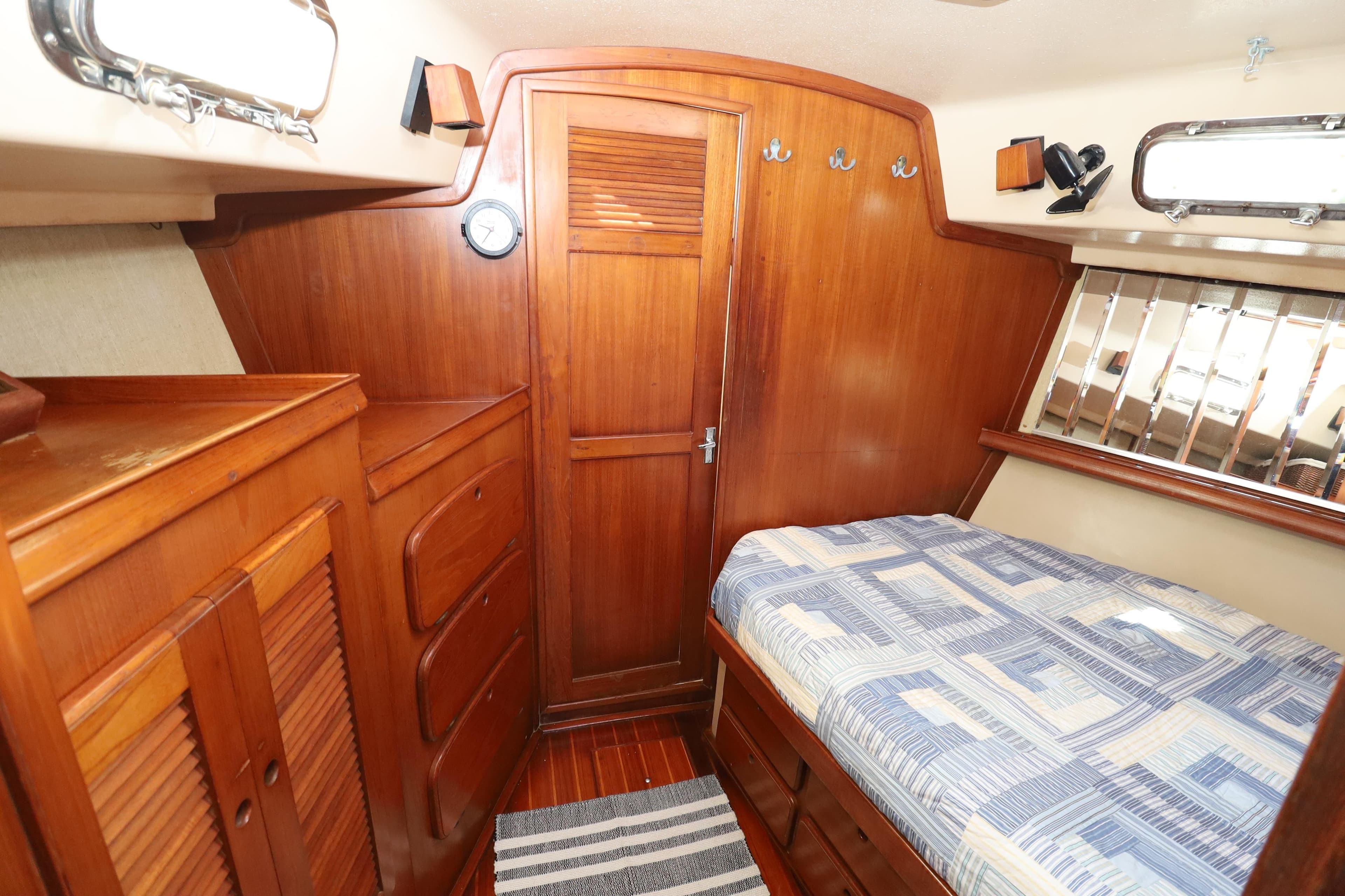 1993 Island Packet 38