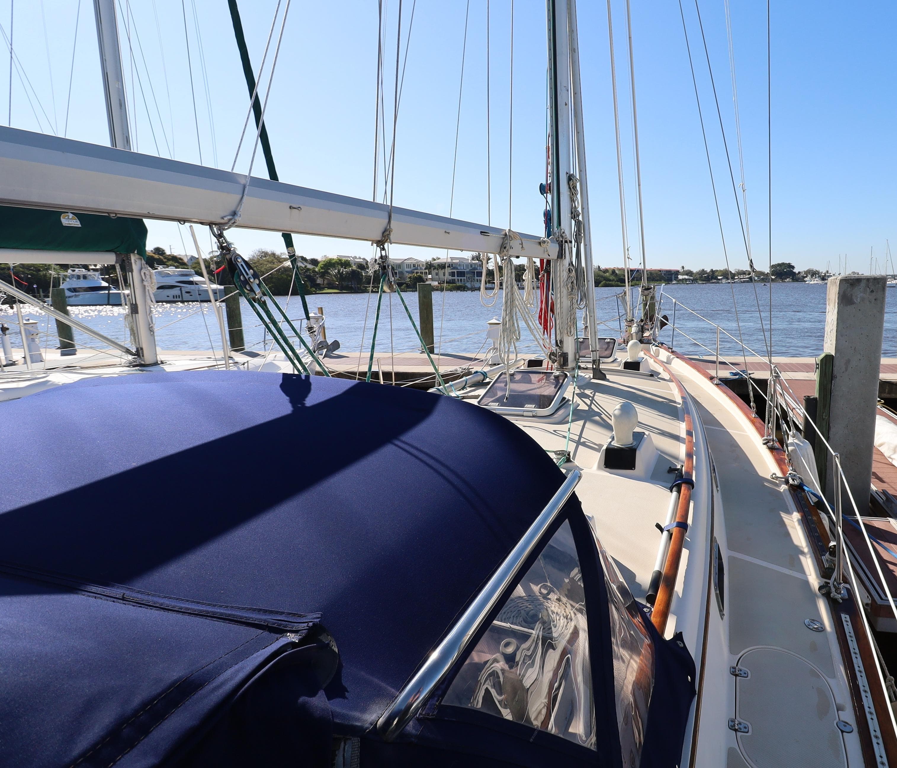 1993 Island Packet 38