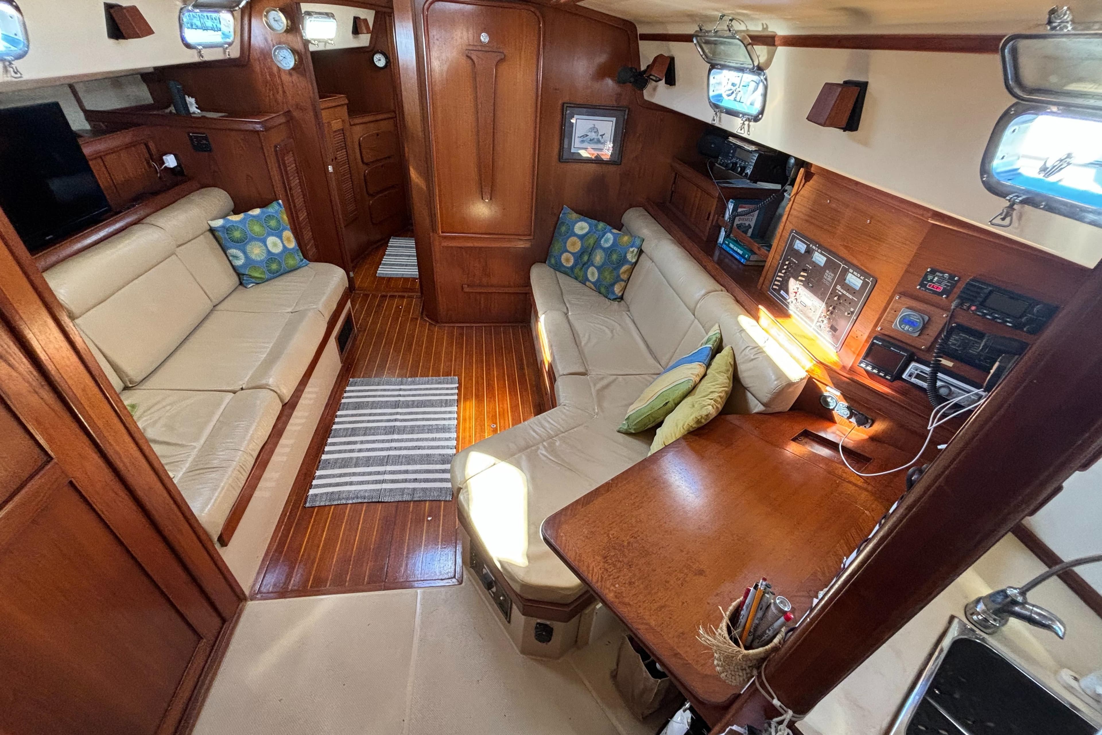 1993 Island Packet 38