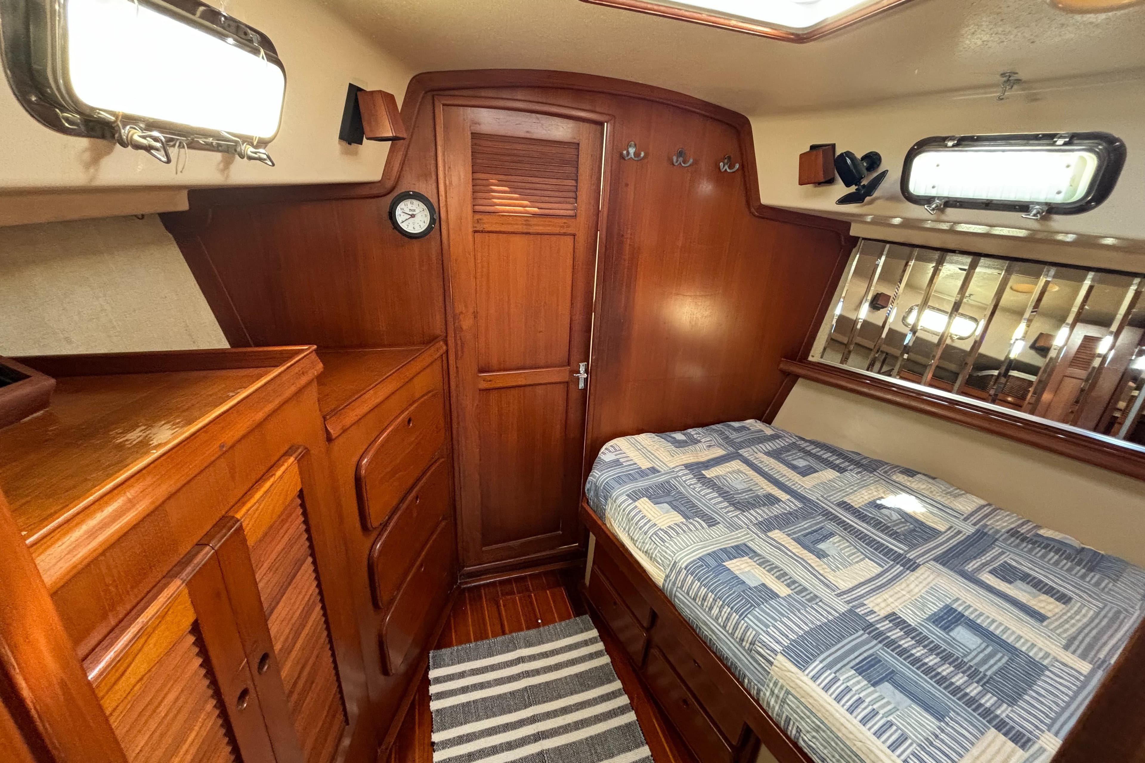 1993 Island Packet 38