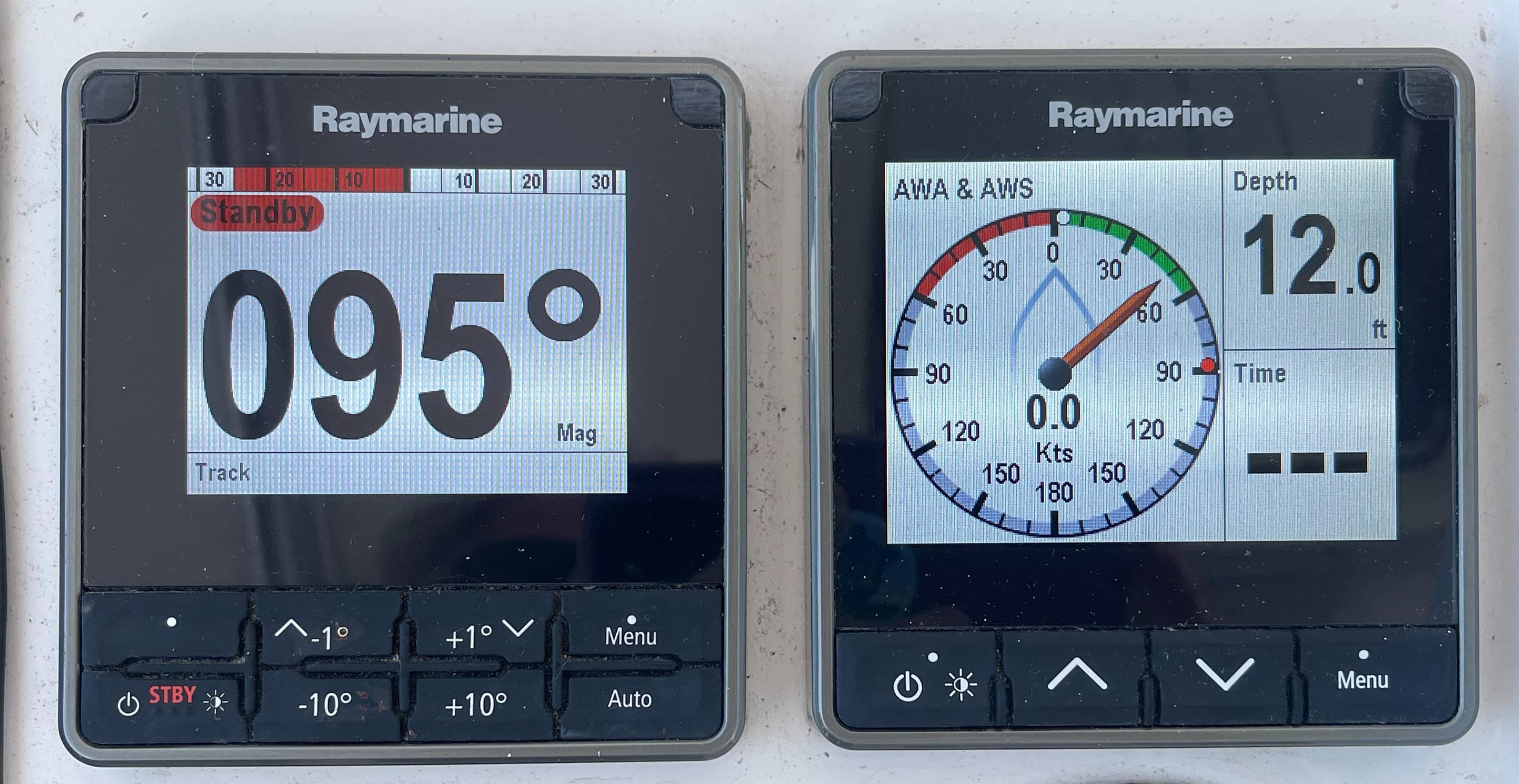 Raymarine Instruments