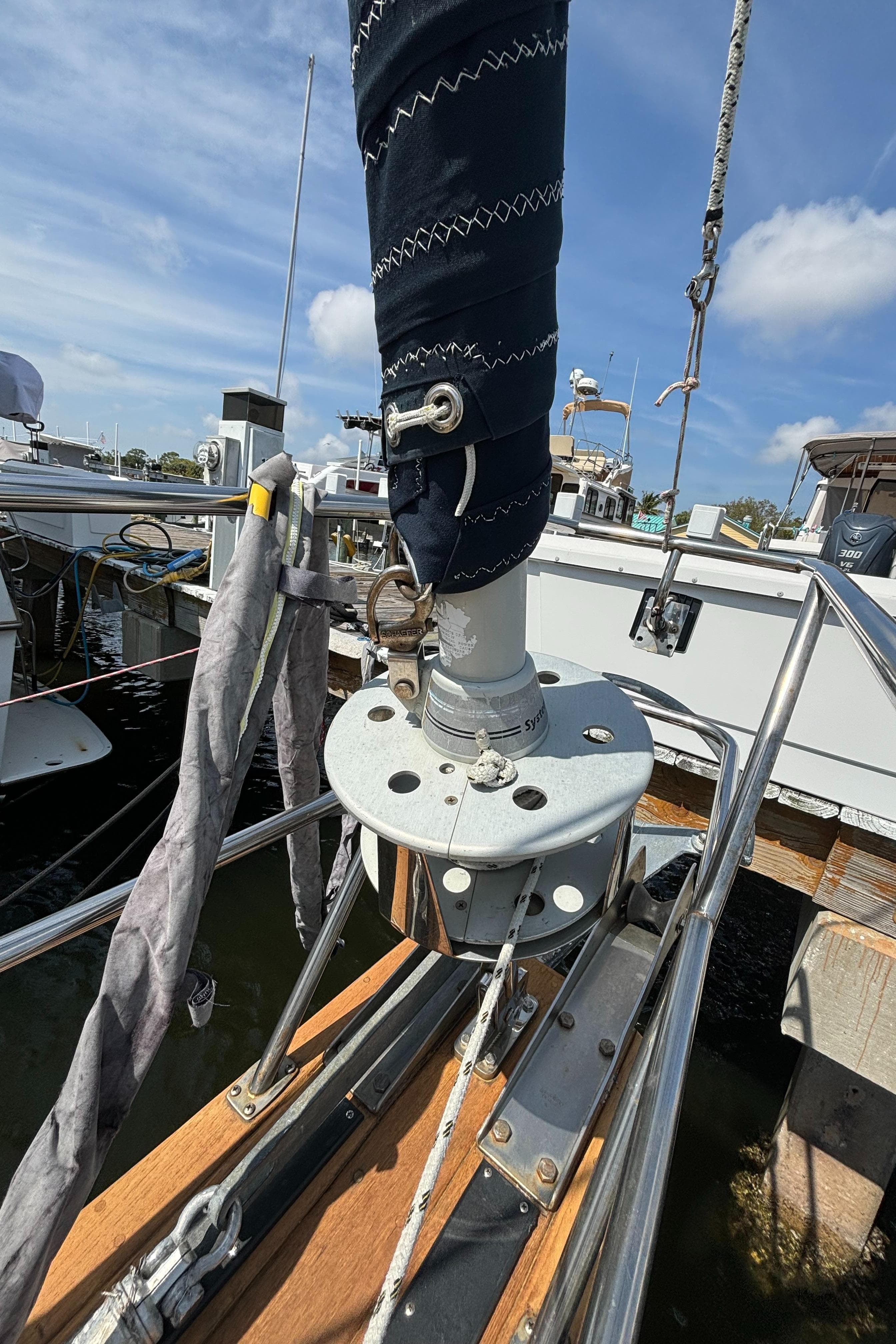 1995 Island Packet 40