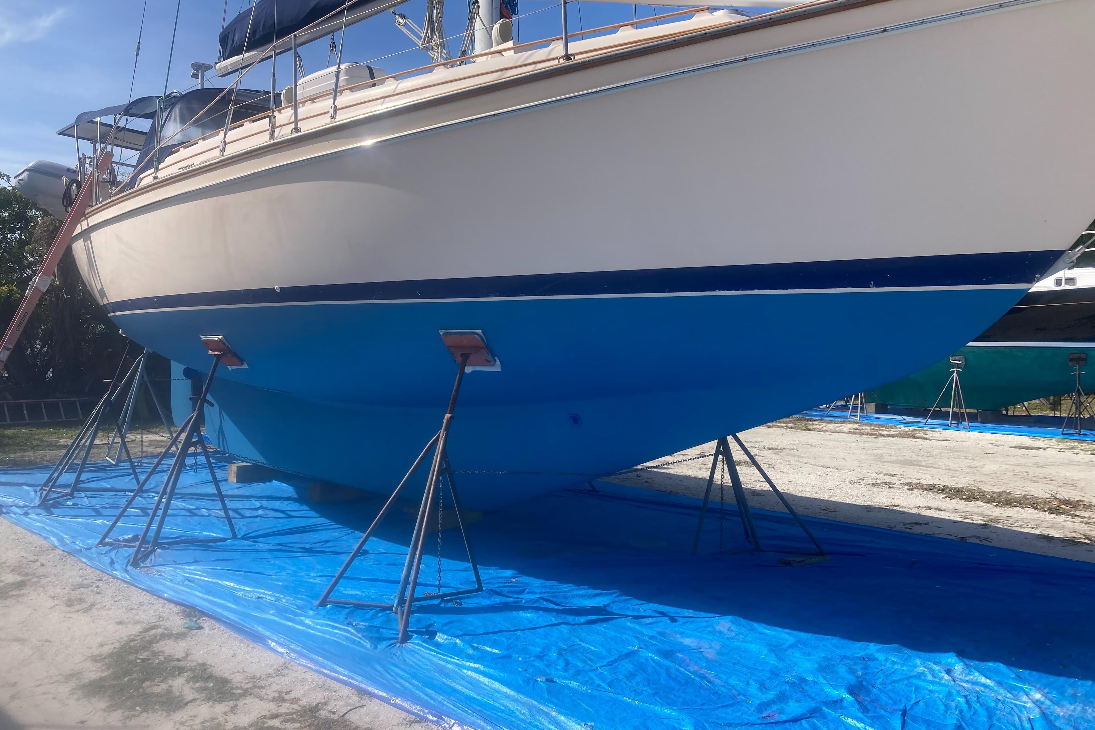 1995 Island Packet 40