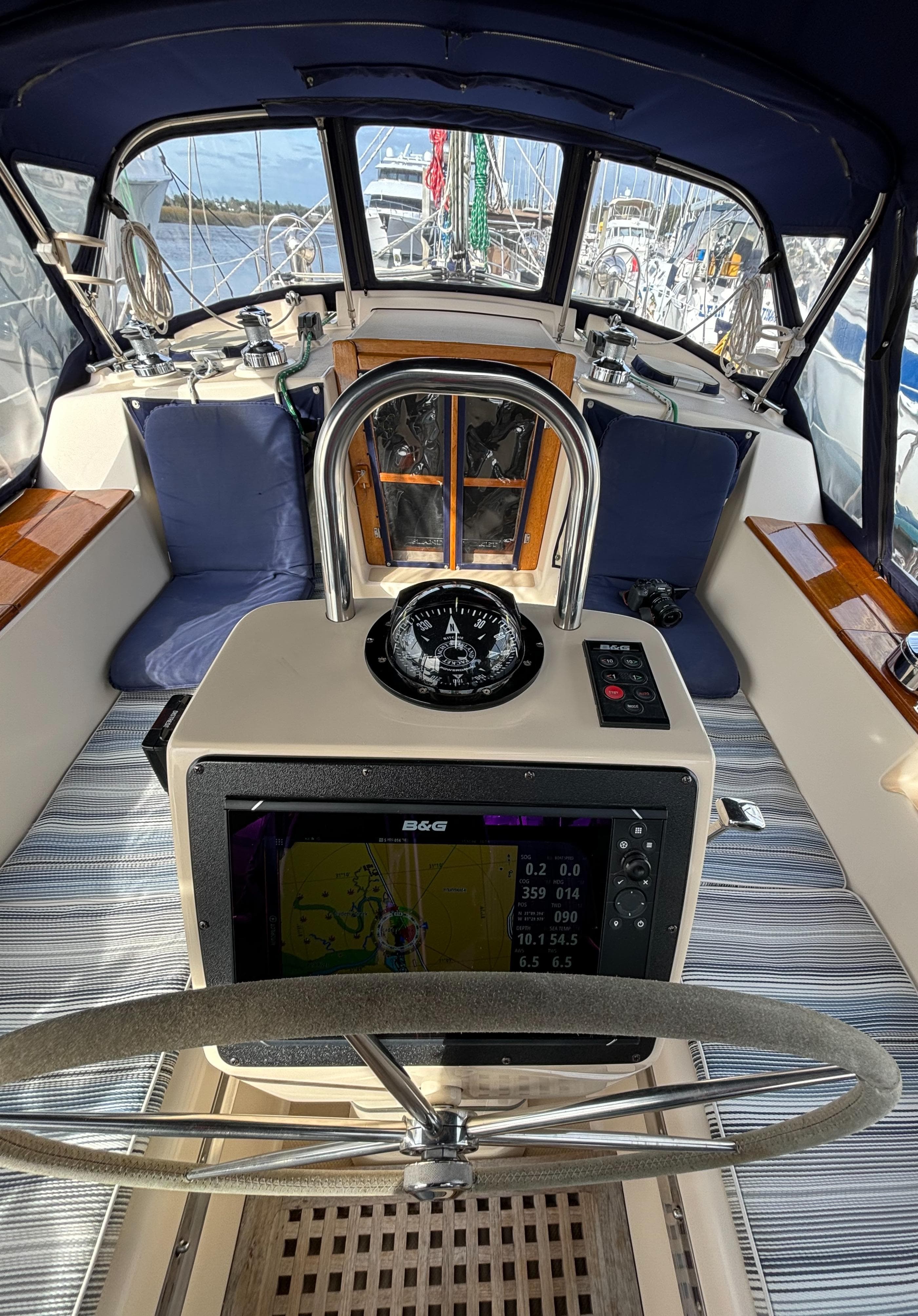 2001 Island Packet 380