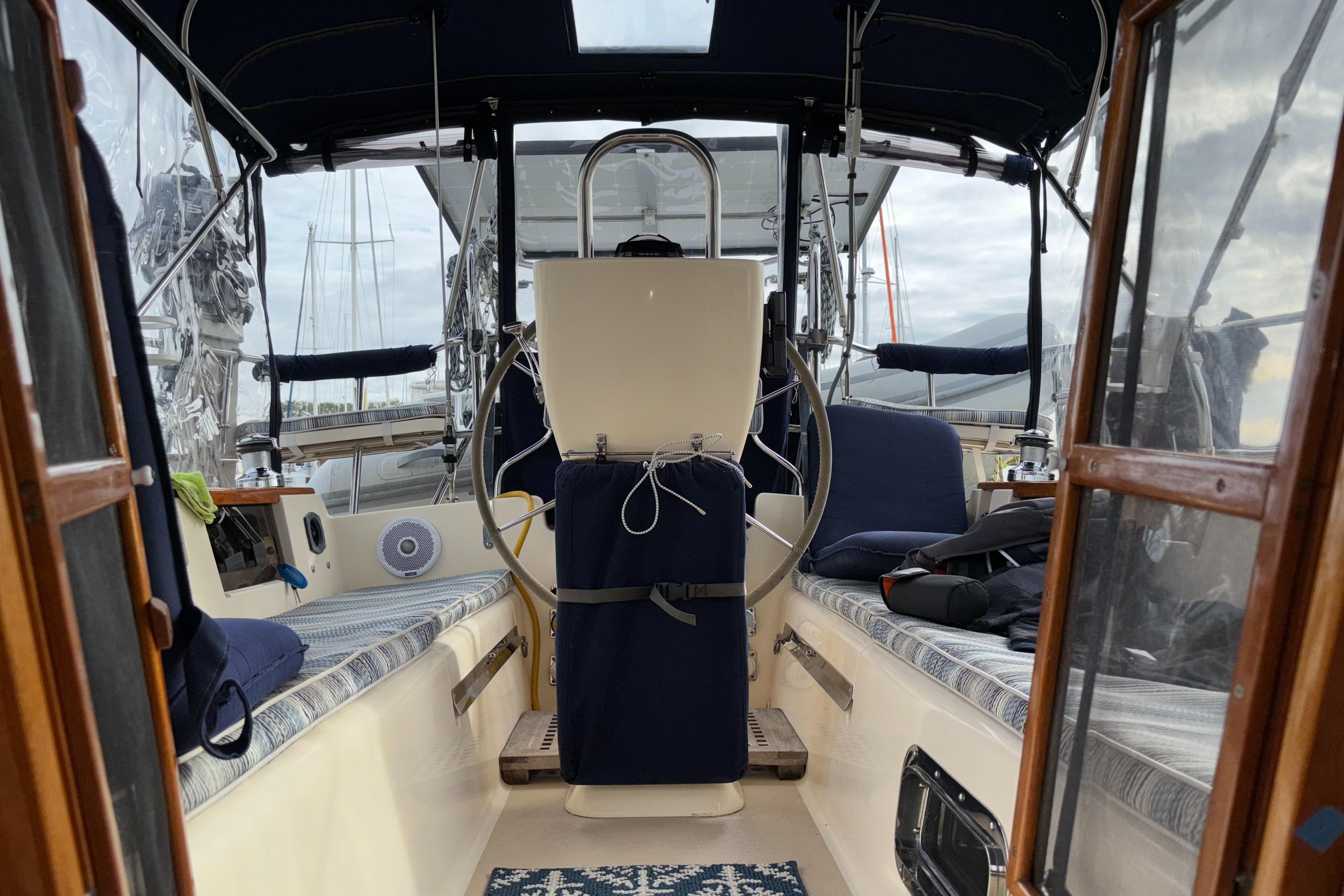 2001 Island Packet 380