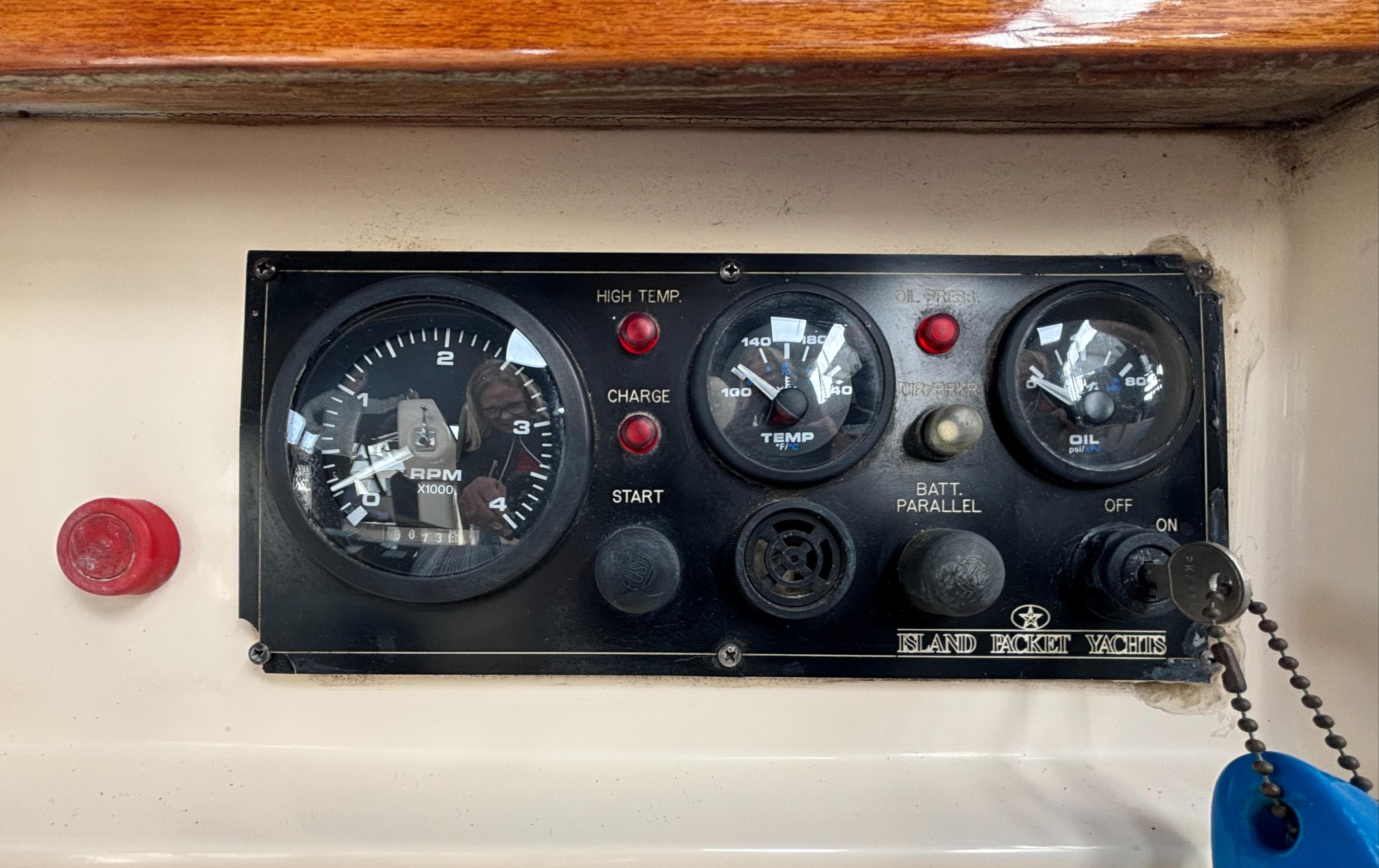 2001 Island Packet 380