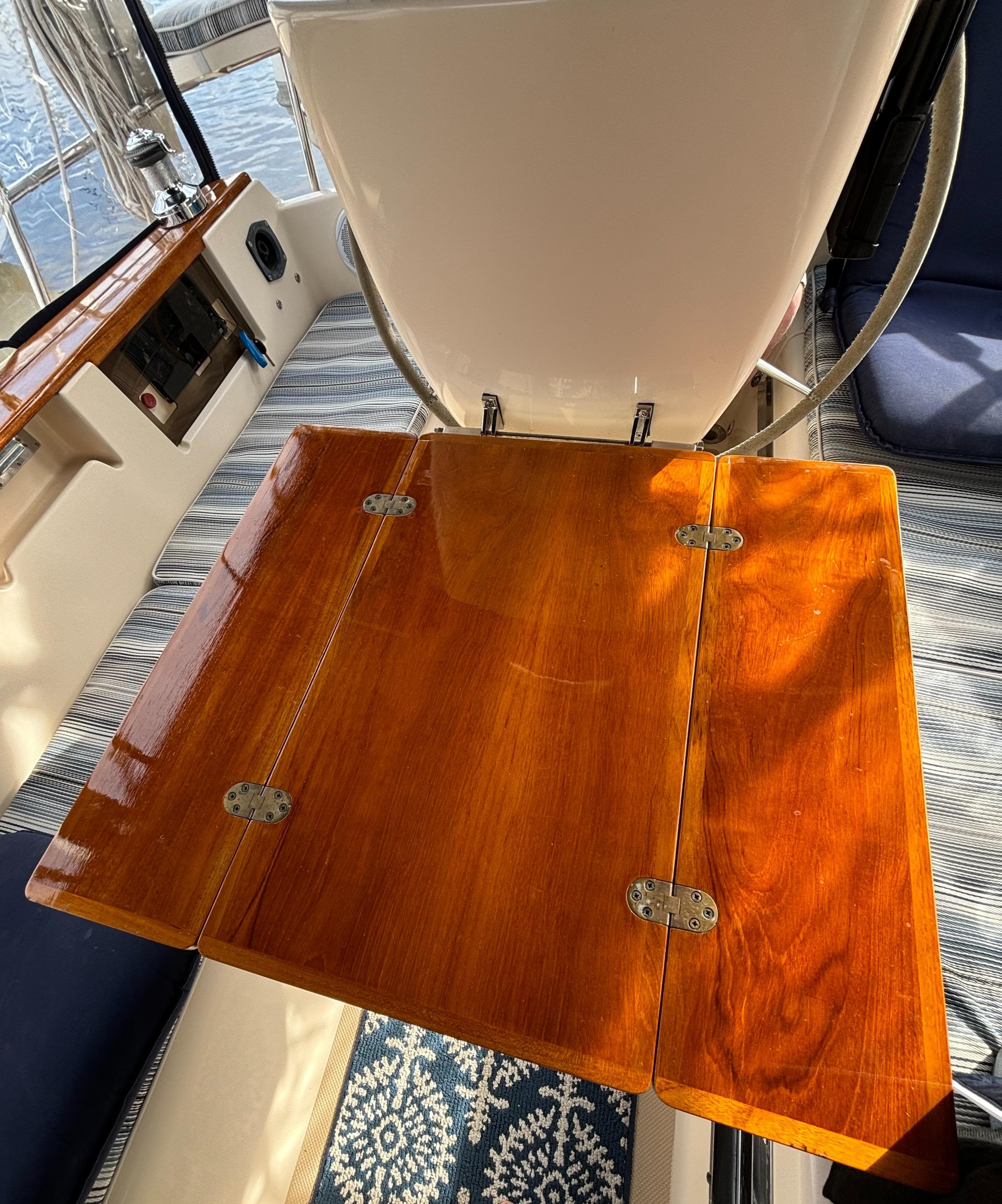 2001 Island Packet 380