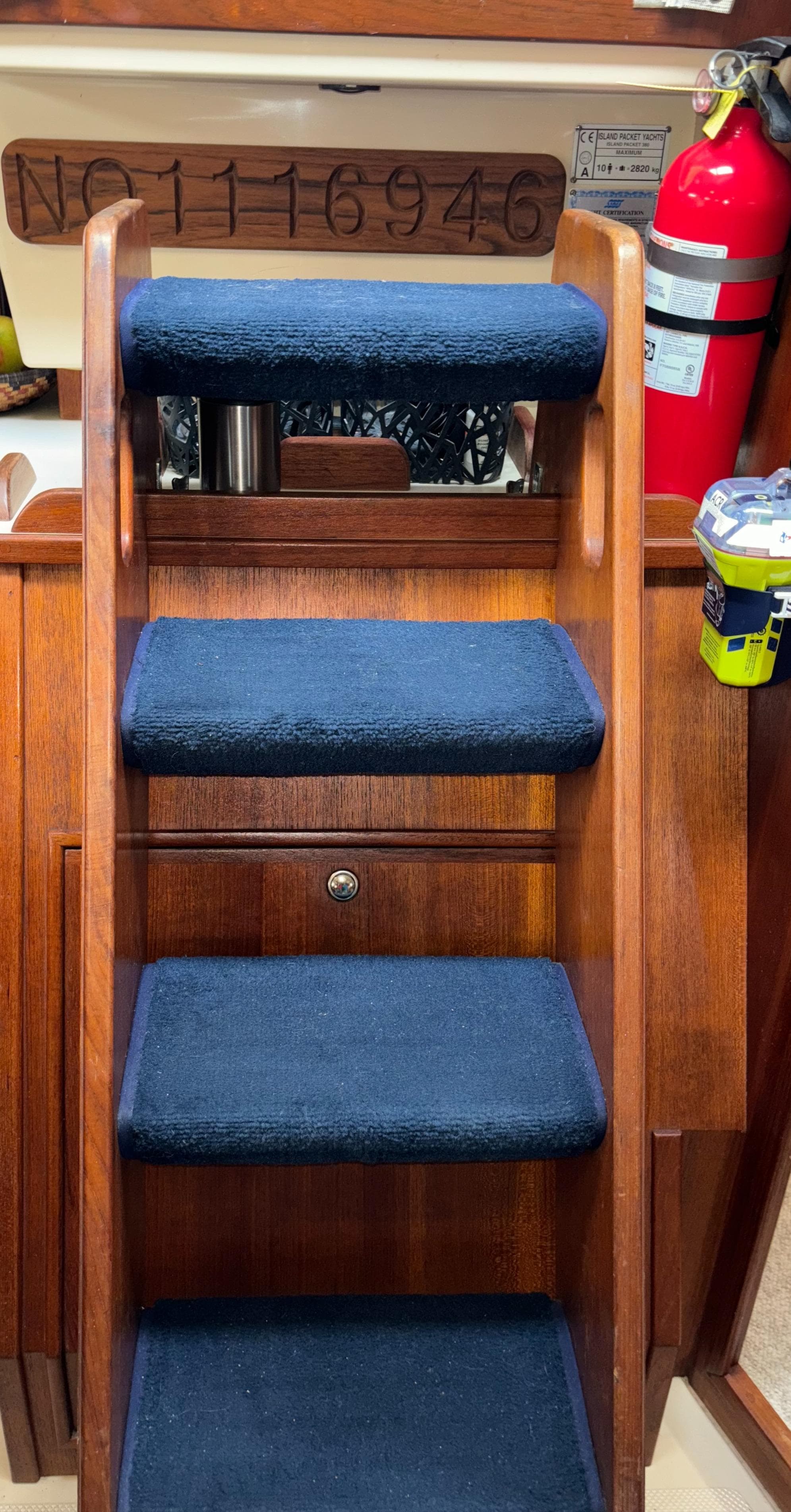 2001 Island Packet 380