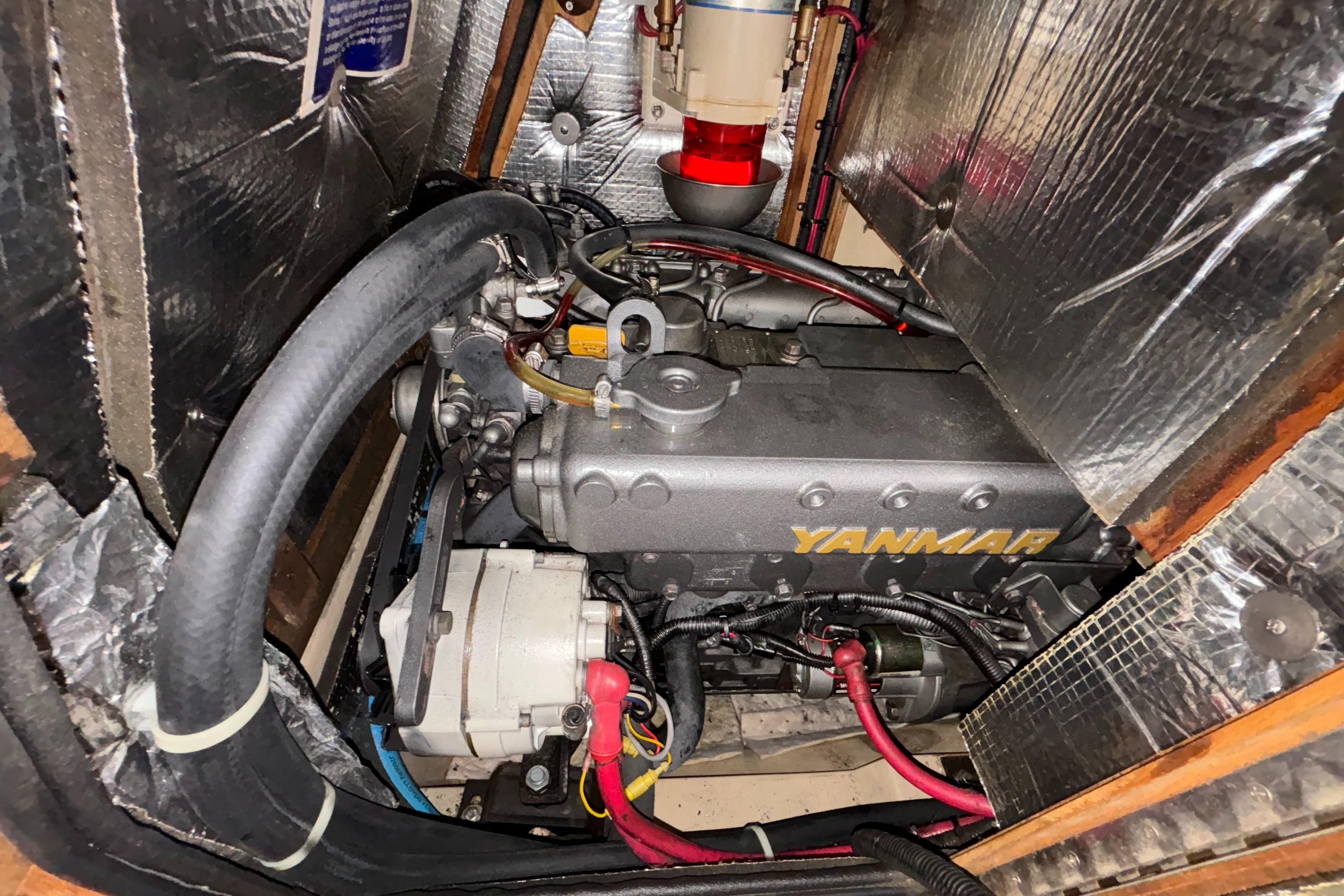 2001 Island Packet 380