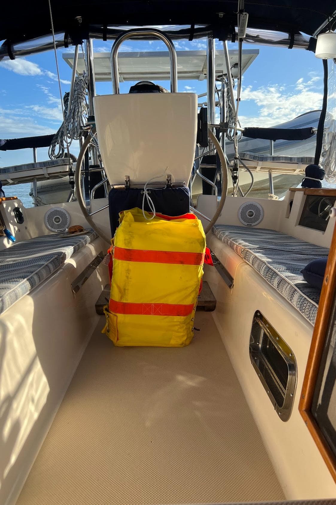 2001 Island Packet 380