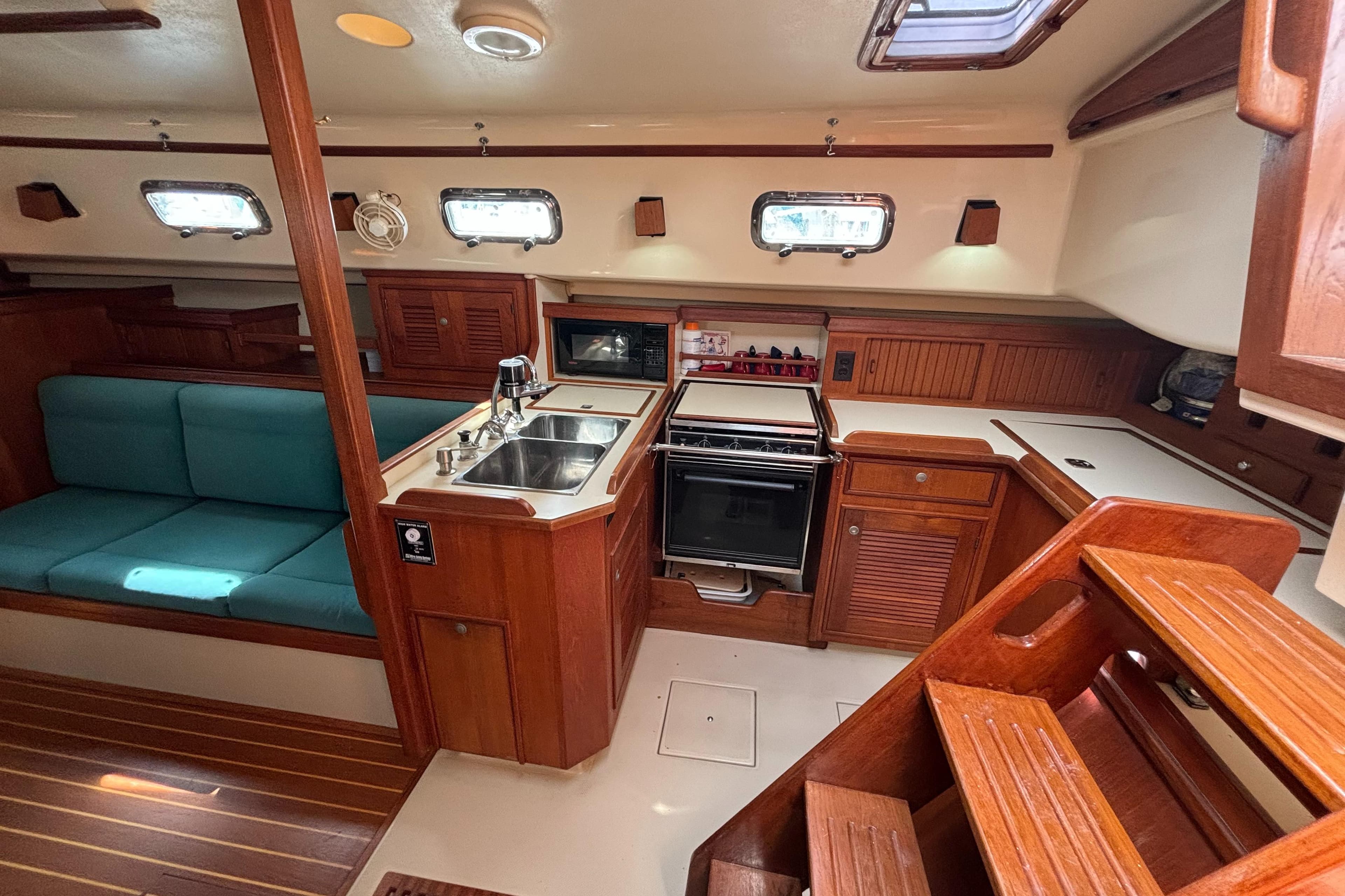 2000 Island Packet 380