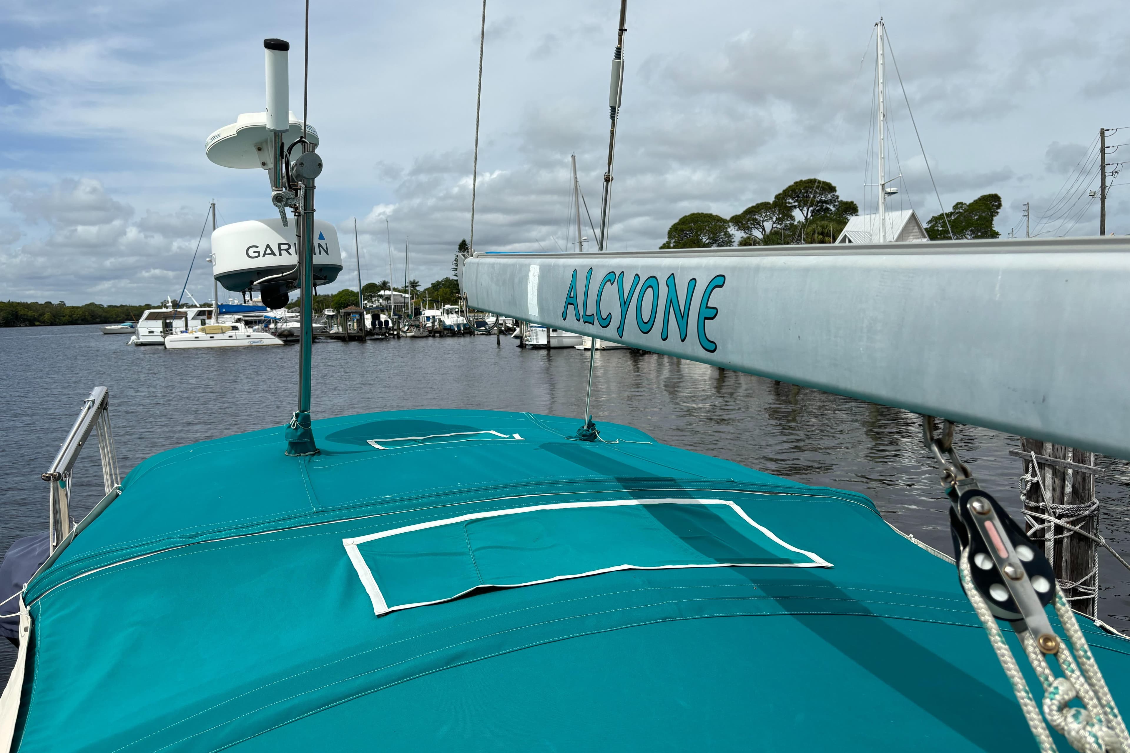 2000 Island Packet 380