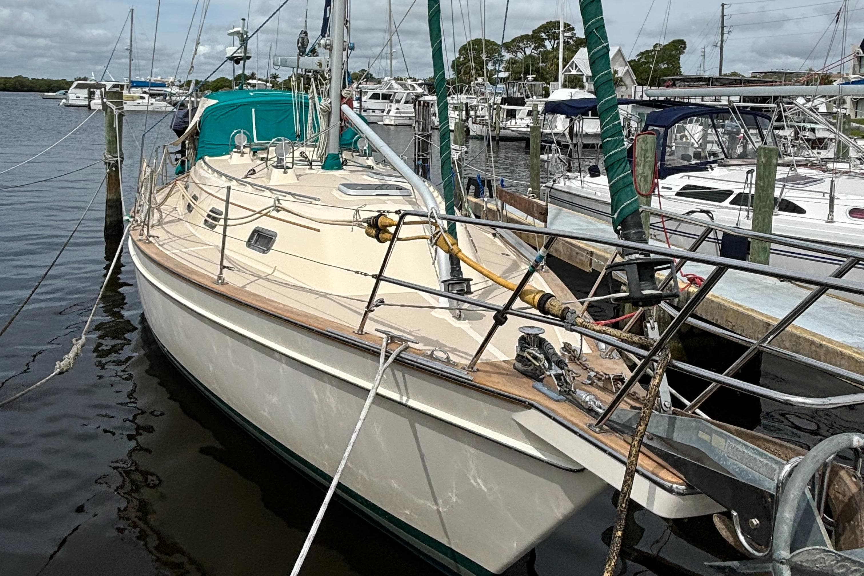 2000 Island Packet 380