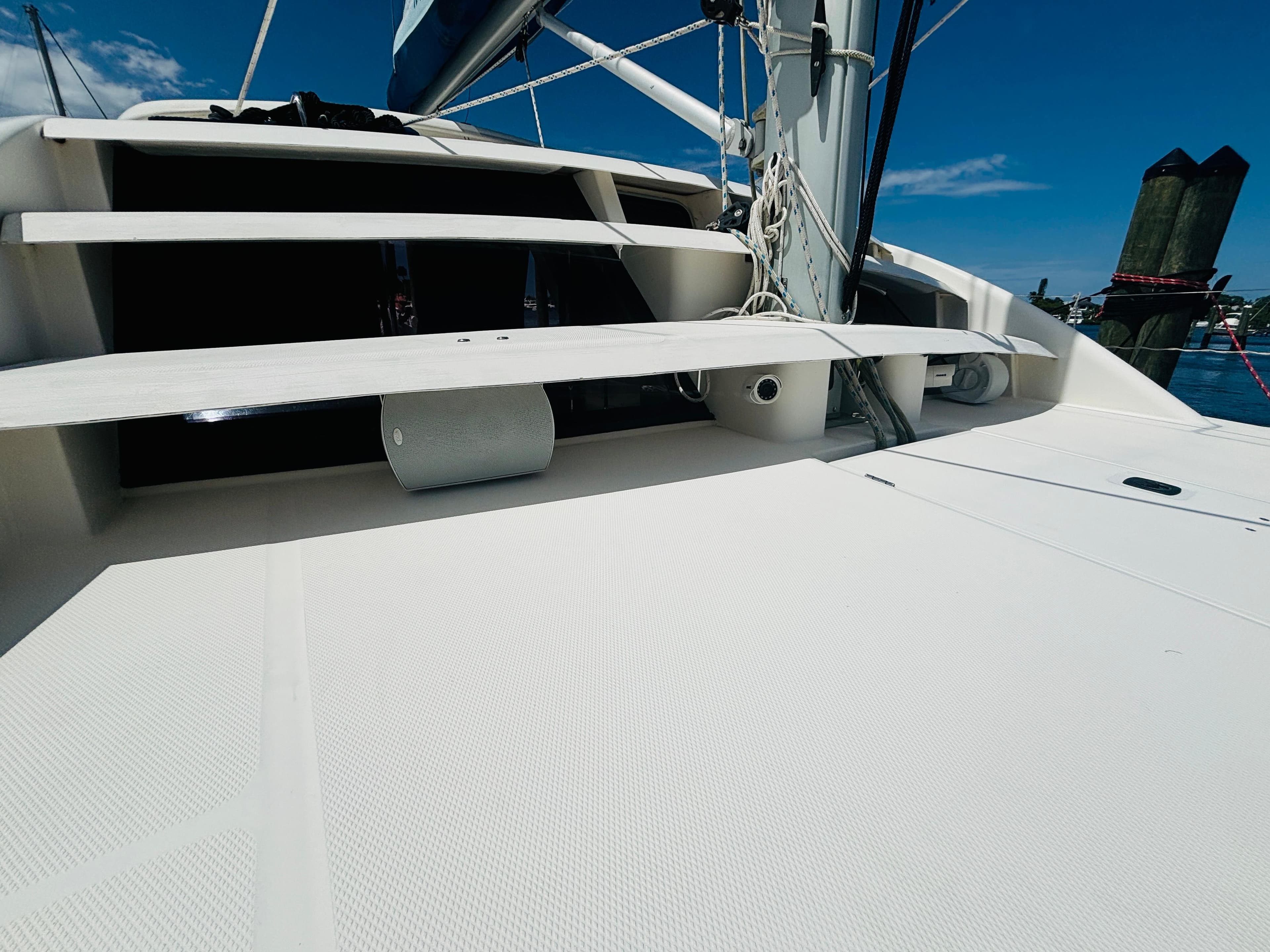 2006 Leopard 40 catamaran deck with rigging and clear blue sky.