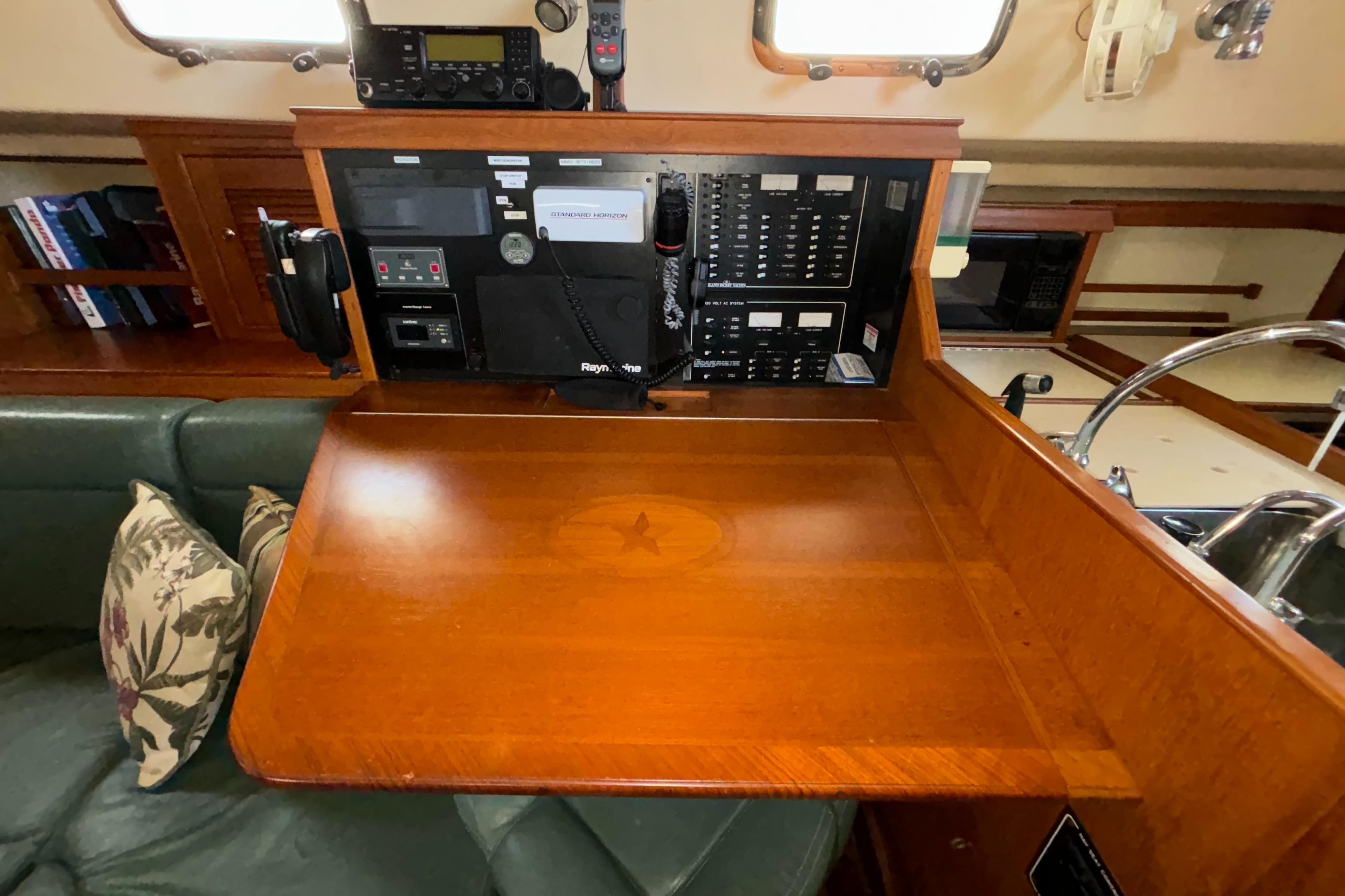 2002 Island Packet 420