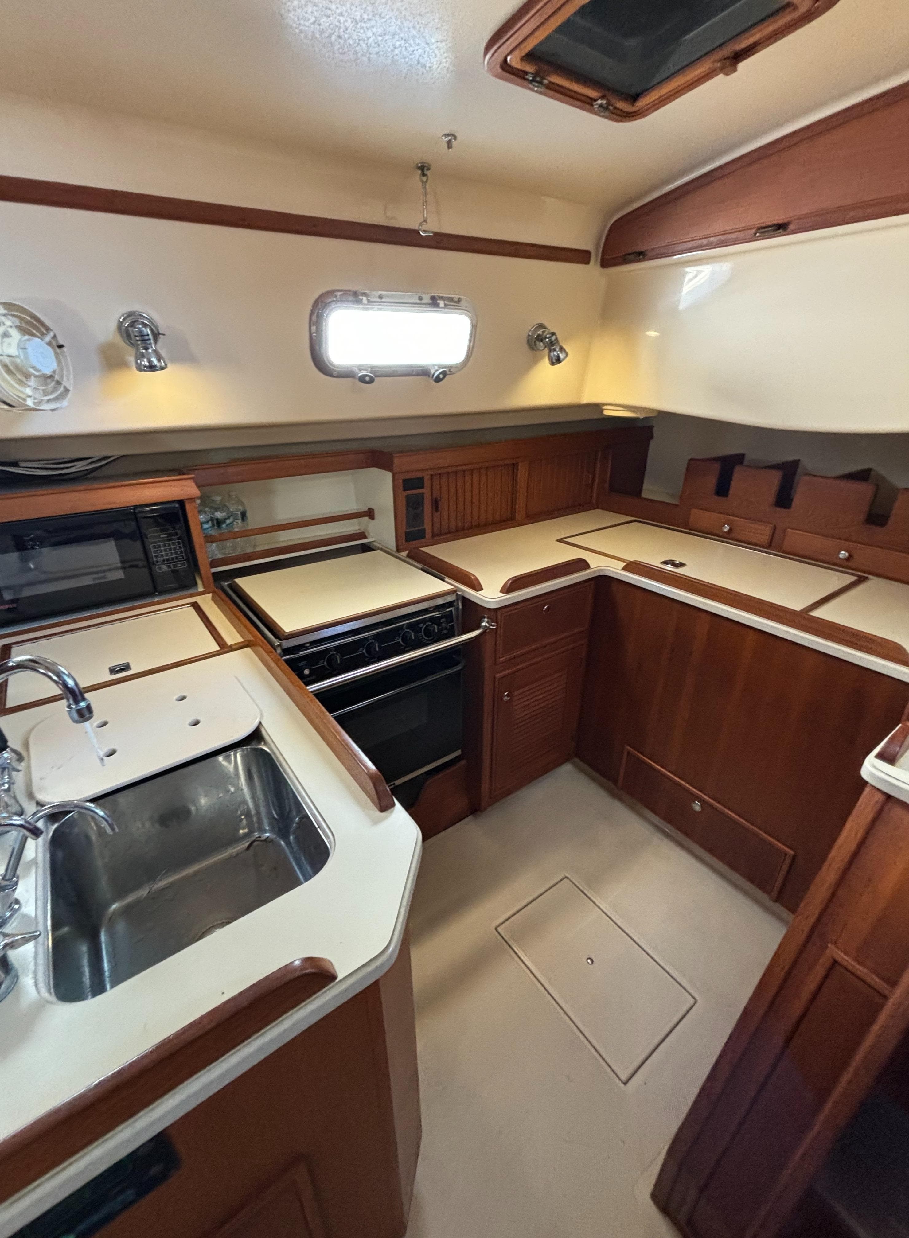 2002 Island Packet 420