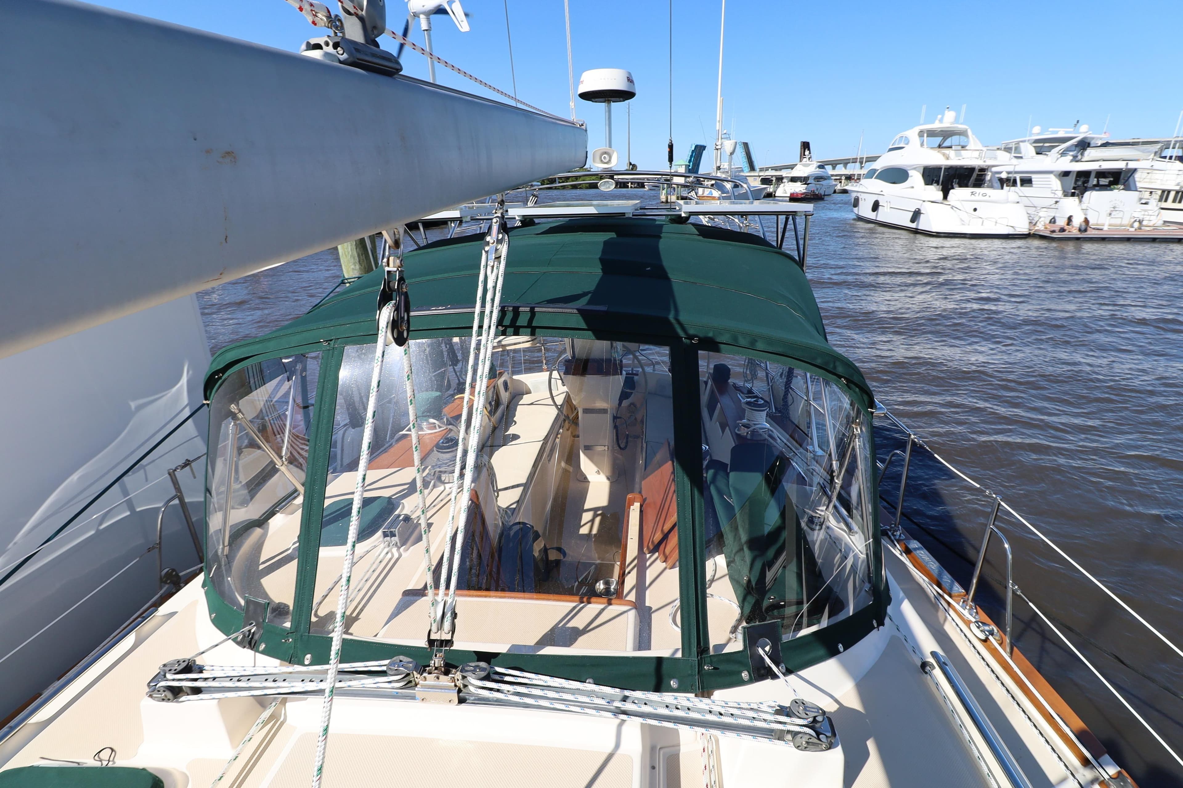 2002 Island Packet 420