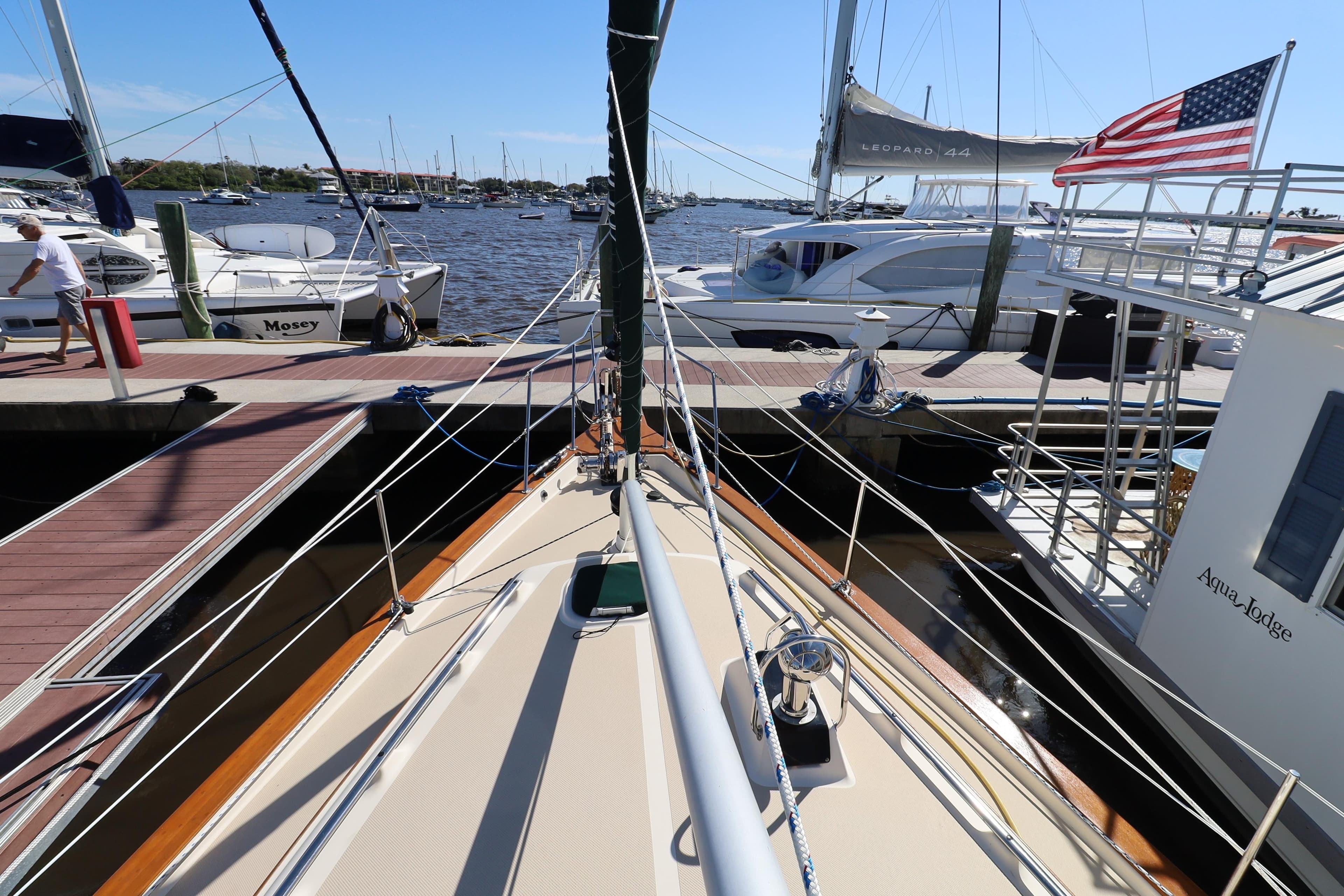 2002 Island Packet 420